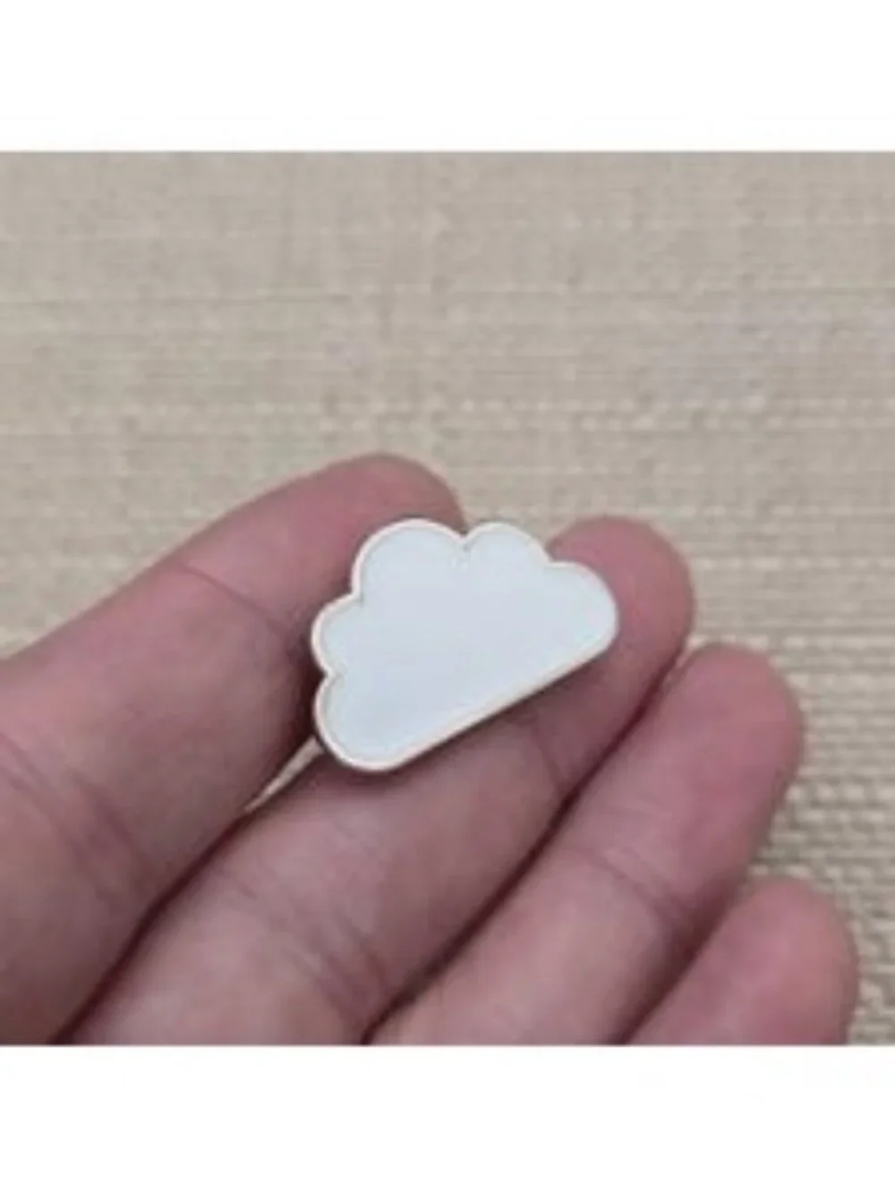 Cute White Enamel Cloud Lapel Pin Minimalist Badge Brooch Jewelry A8388